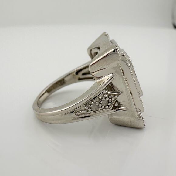 Elegant Princess Cut 1.00 Carat Diamond Ring - Size 7.25 - Picture 11 of 16